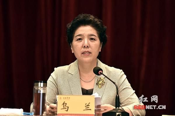 借卵做试管婴儿和自然受孕的孩子哪个聪明